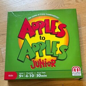 Apples to Apples Junior - Green and Red